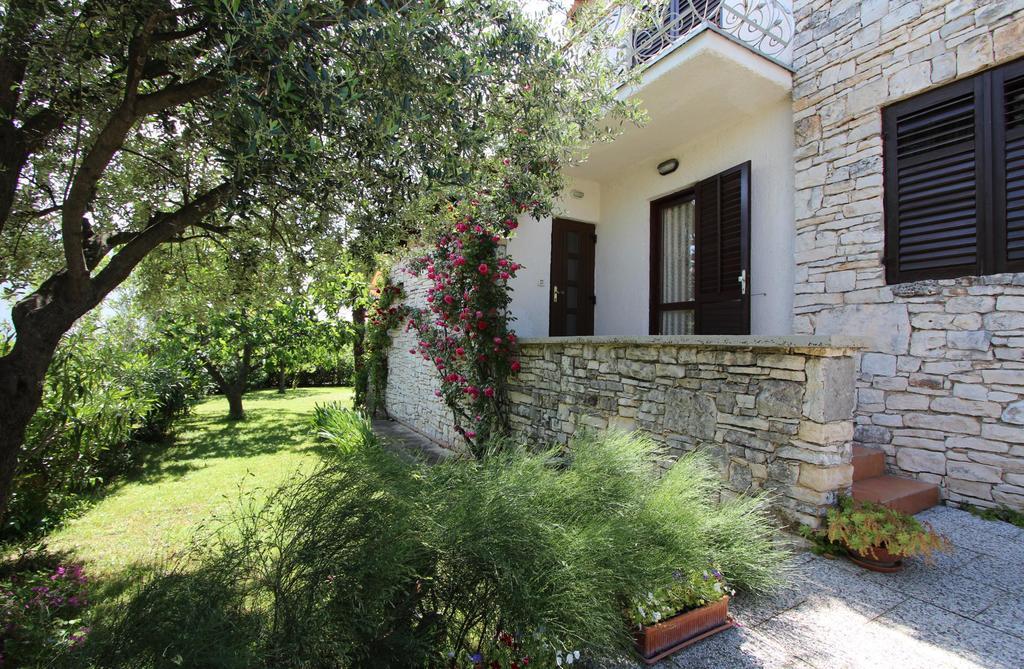 Studio And Room Tea Rovinj Luaran gambar